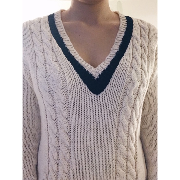 Urban Outfitters | Knitted Cream V-Neck Sweater - Picture 2 of 5